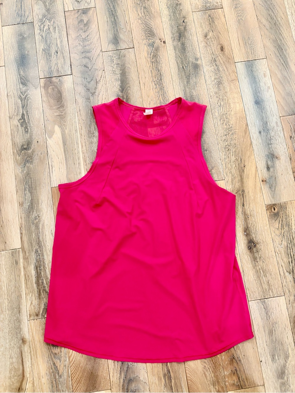 Lululemon Women's Sleeveless Tank Top - bright pink